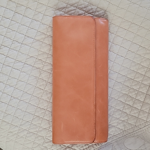 HOBO Handbags - HOBO Large Leather Tri-fold Wallet